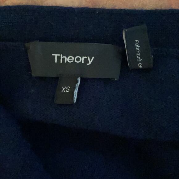 Theory Women’s V-Neck Cashmere Pullover – Sophisticated & Lightweight - Picture 4 of 10